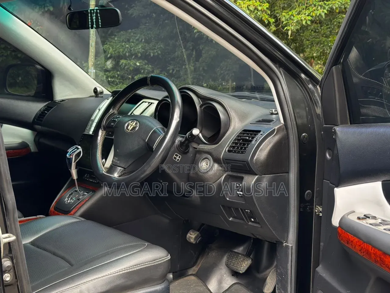 Toyota Harrier 2005 Black