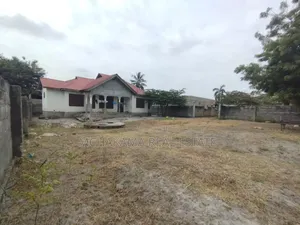 3bdrm House in Mchakama Real Estate, Ukonga for sale