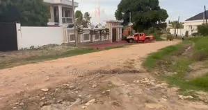 Kiwanja Kinauzwa Mbweni Mpiji