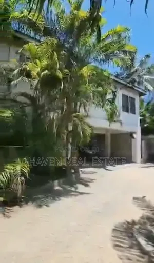 5bdrm House in Kunduchi for sale