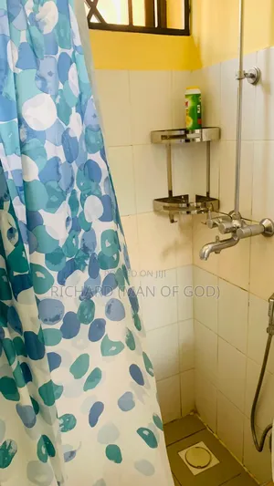 Furnished 2bdrm Block of Flats in Central Business Area for rent