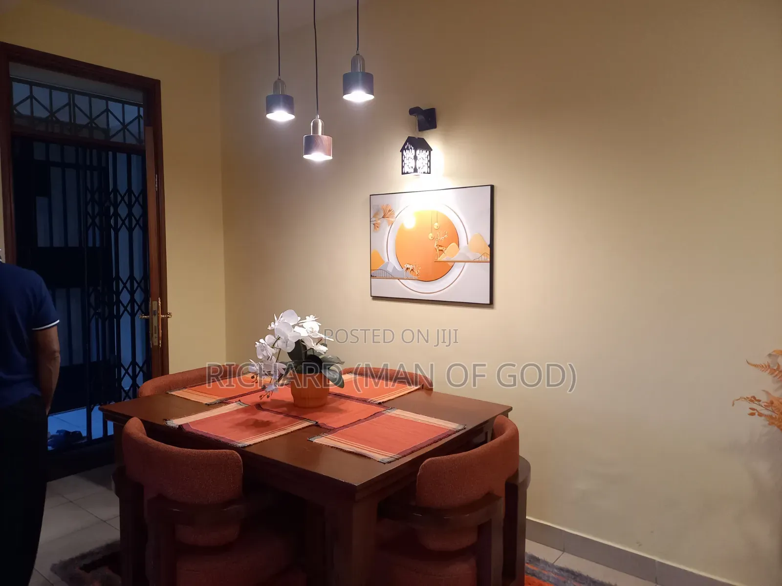 Furnished 2bdrm Block of Flats in Central Business Area for rent