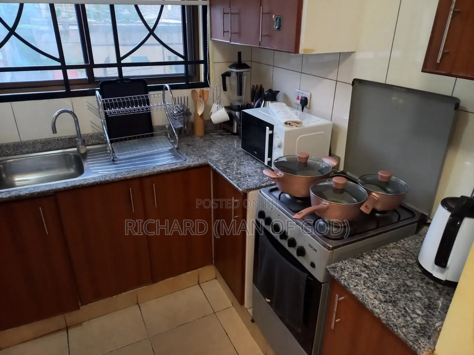Furnished 2bdrm Block of Flats in Central Business Area for rent
