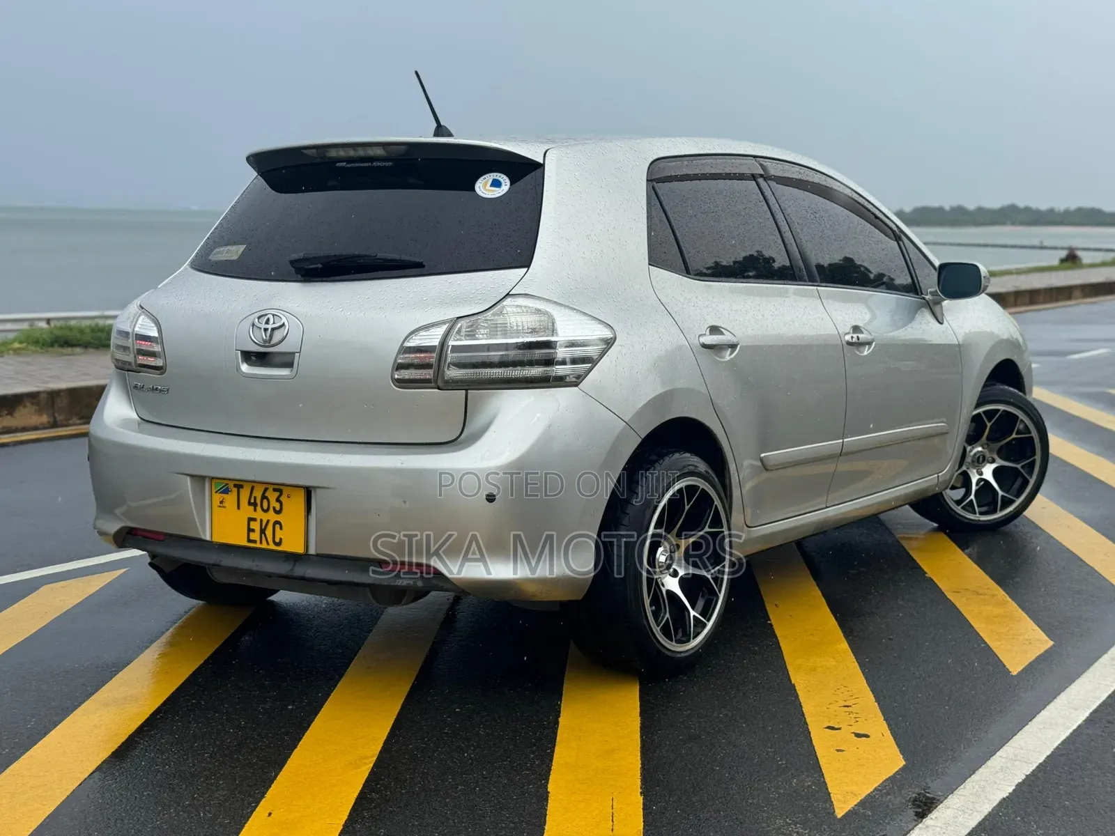 Toyota Blade 2006 Silver