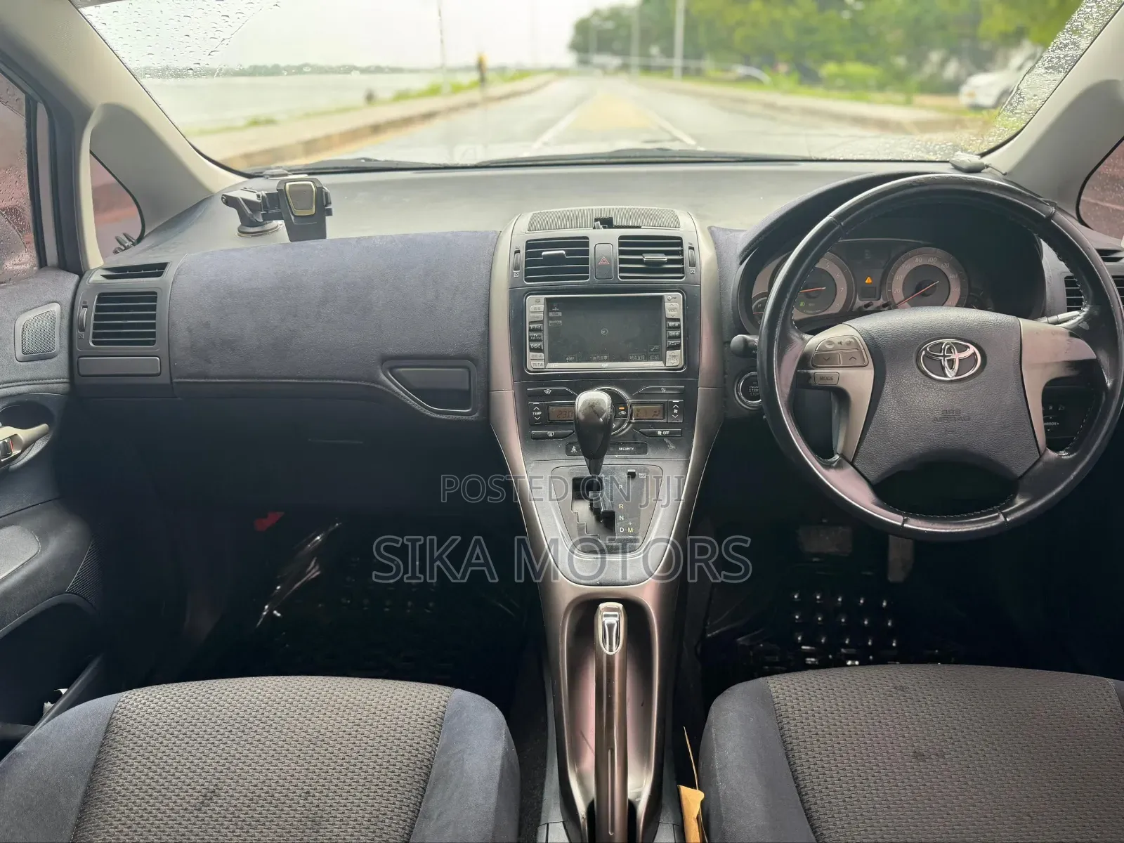 Toyota Blade 2006 Silver