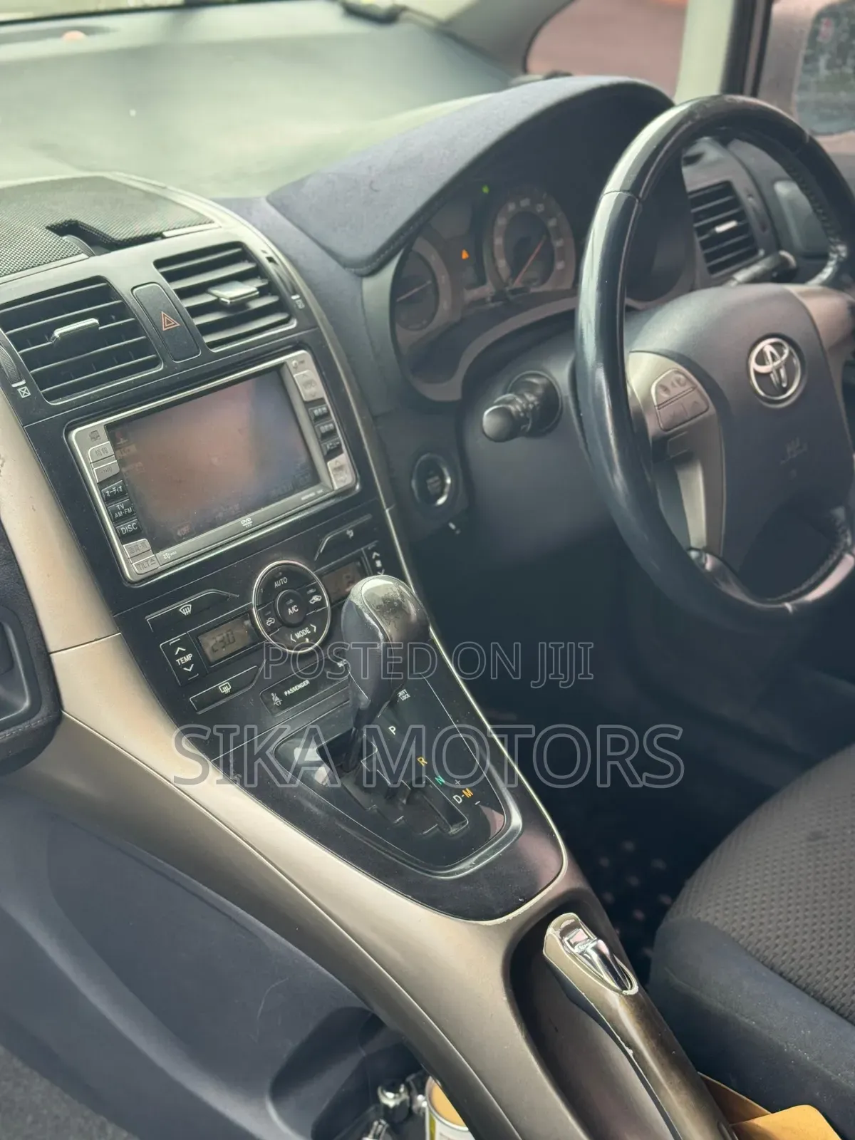 Toyota Blade 2006 Silver