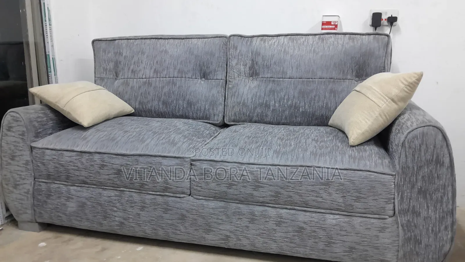 Sofa Bomba Ya Uhakika 3:2:1:1 Ya Watu Saba