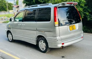 Toyota Noah 2001 Silver