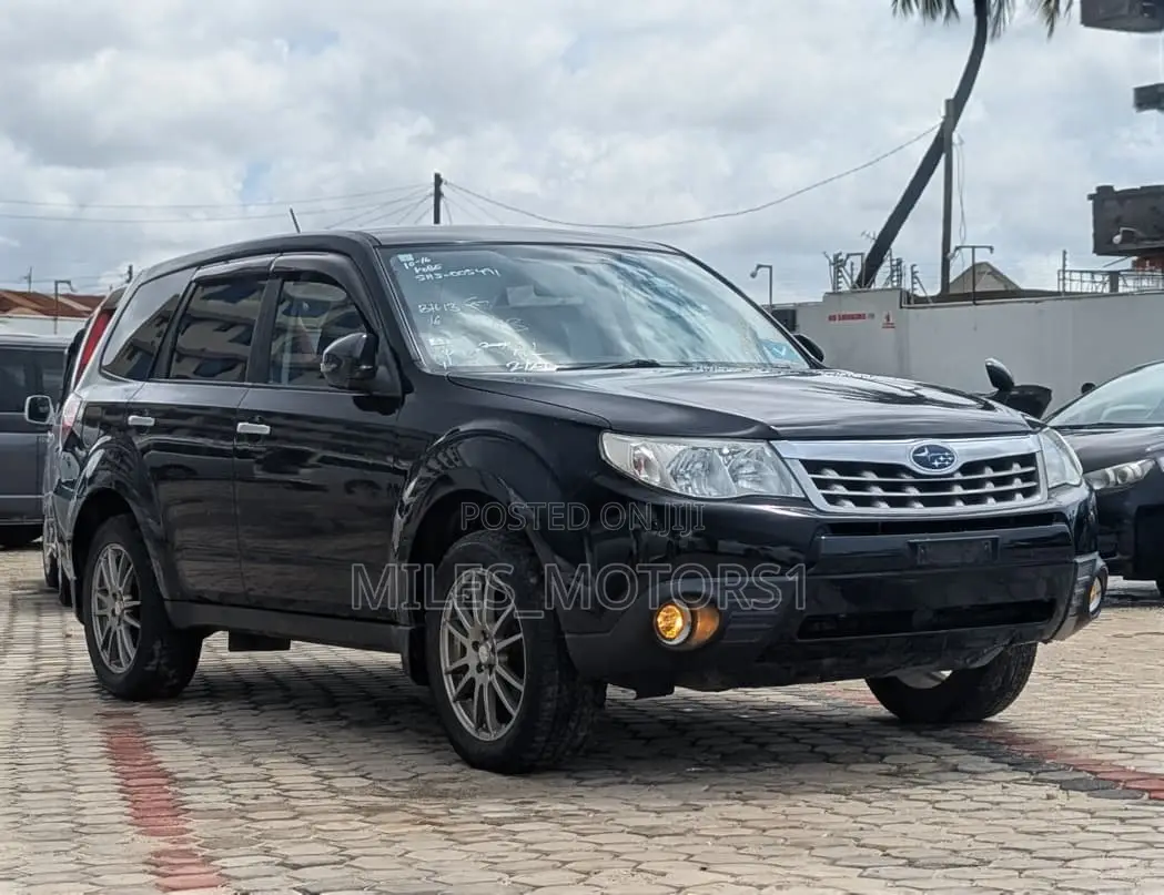 Subaru Forester 2011 Black