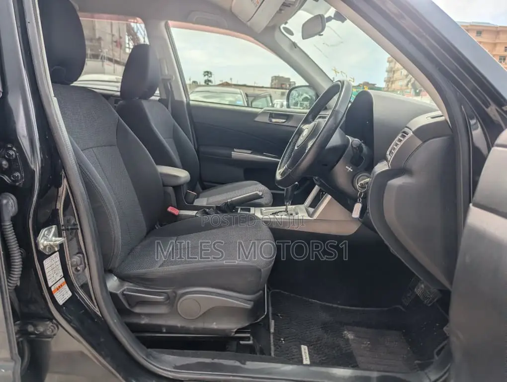 Subaru Forester 2011 Black
