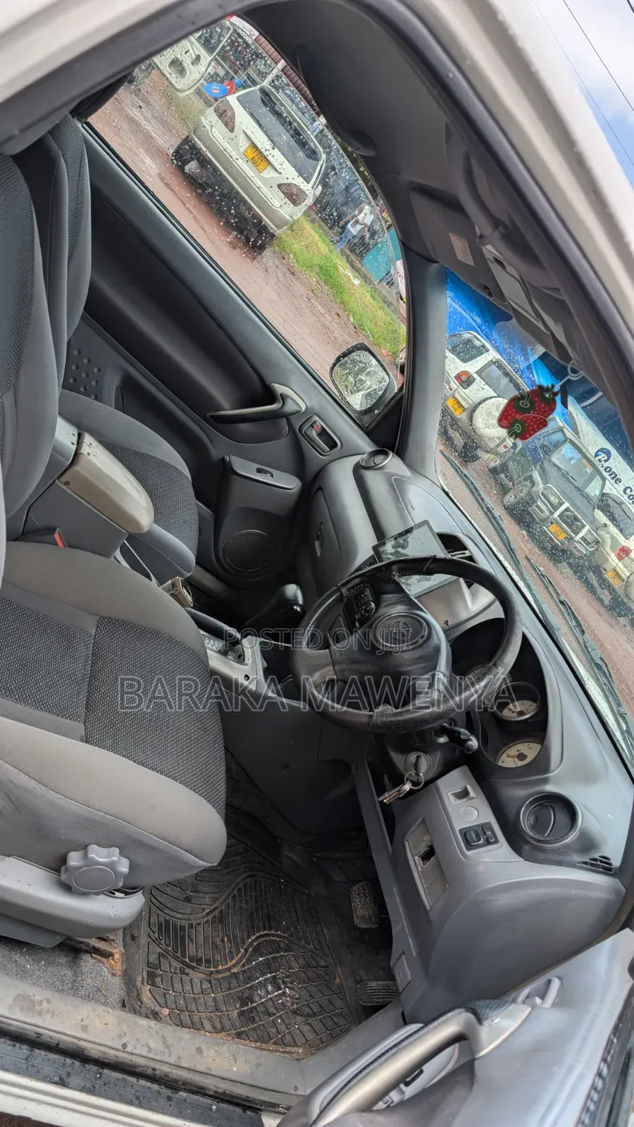 Toyota RAV4 2004 White