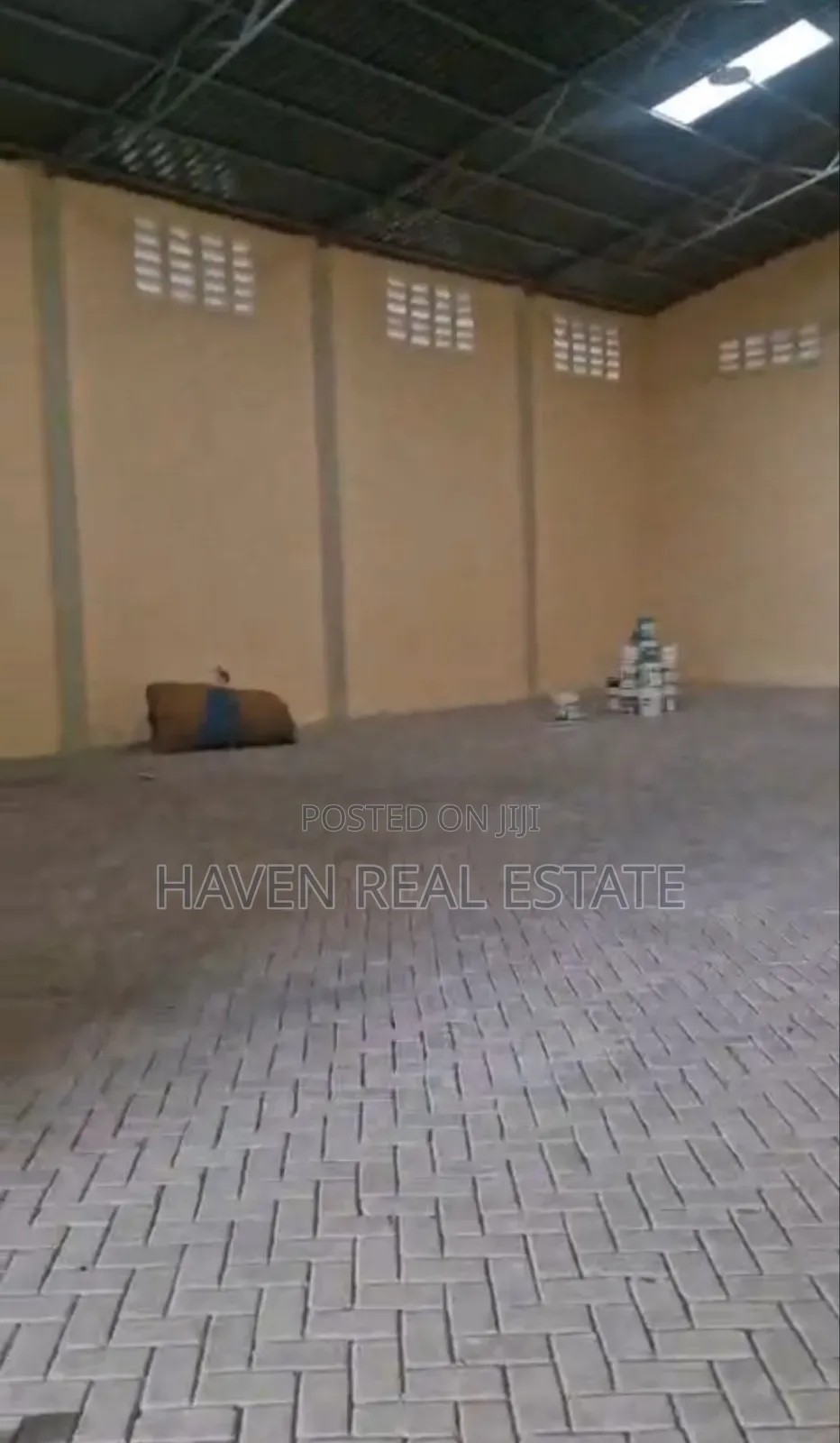 Godown for Rent at Mburahati