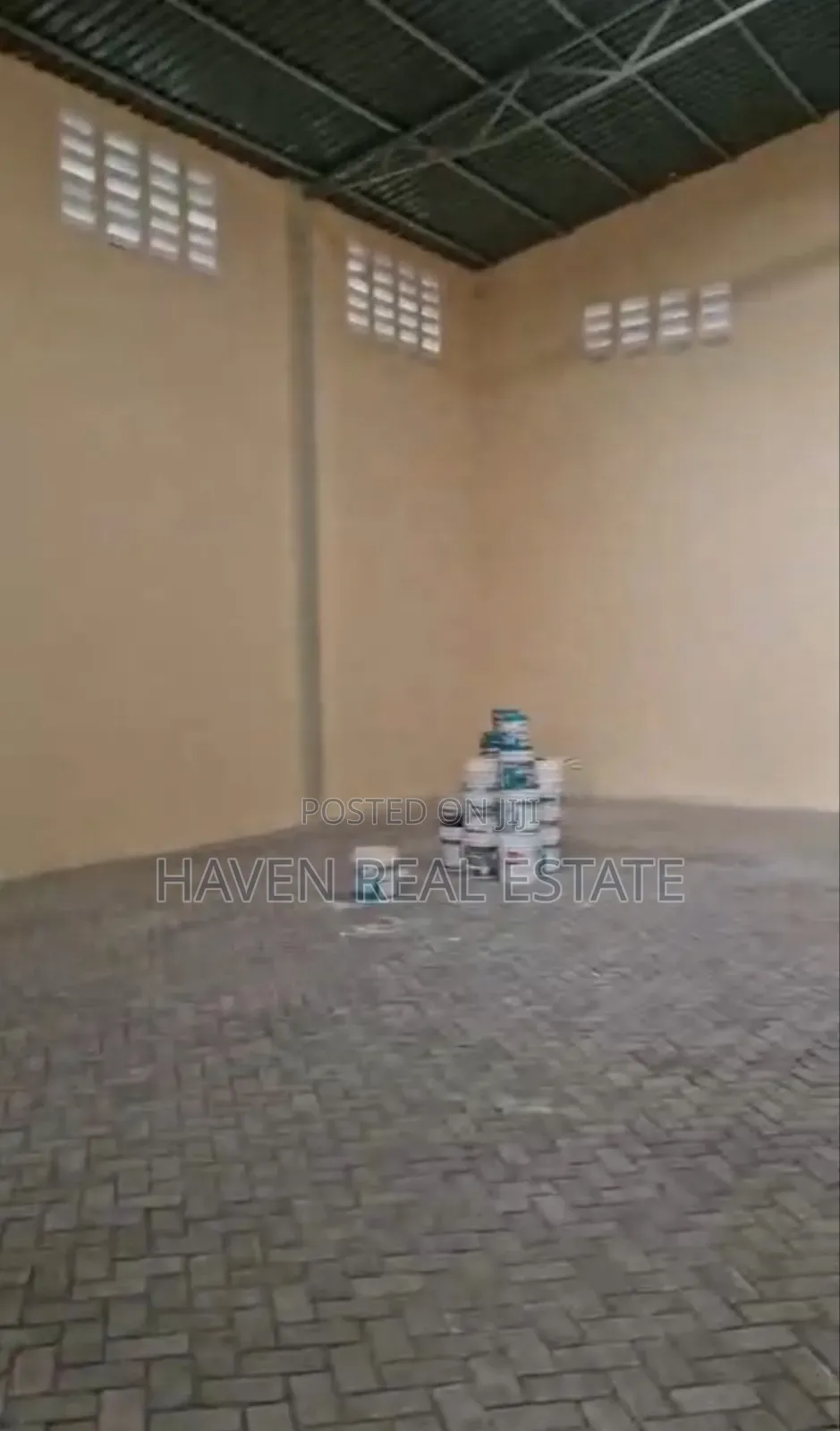 Godown for Rent at Mburahati