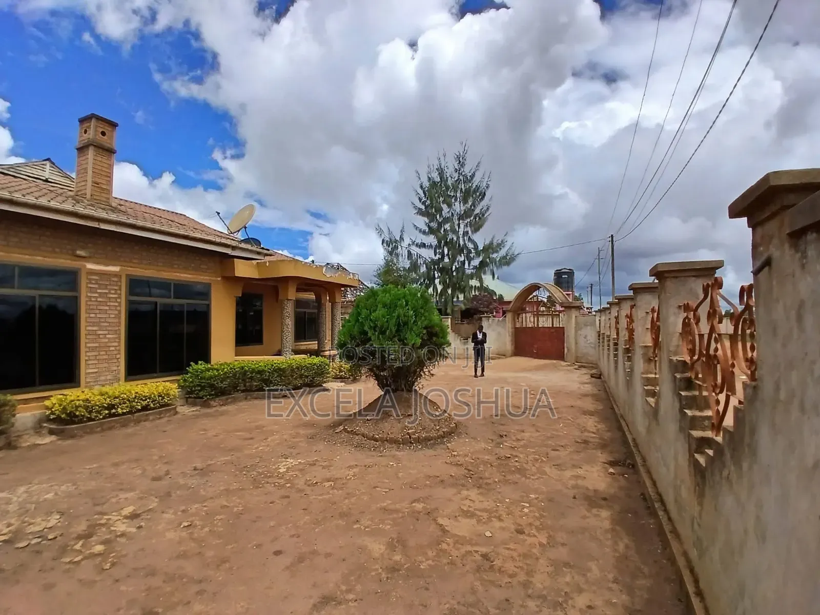 3bdrm House in Excela Joshua, Njombe Mjini for sale