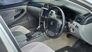 Toyota Crown 2004 Silver