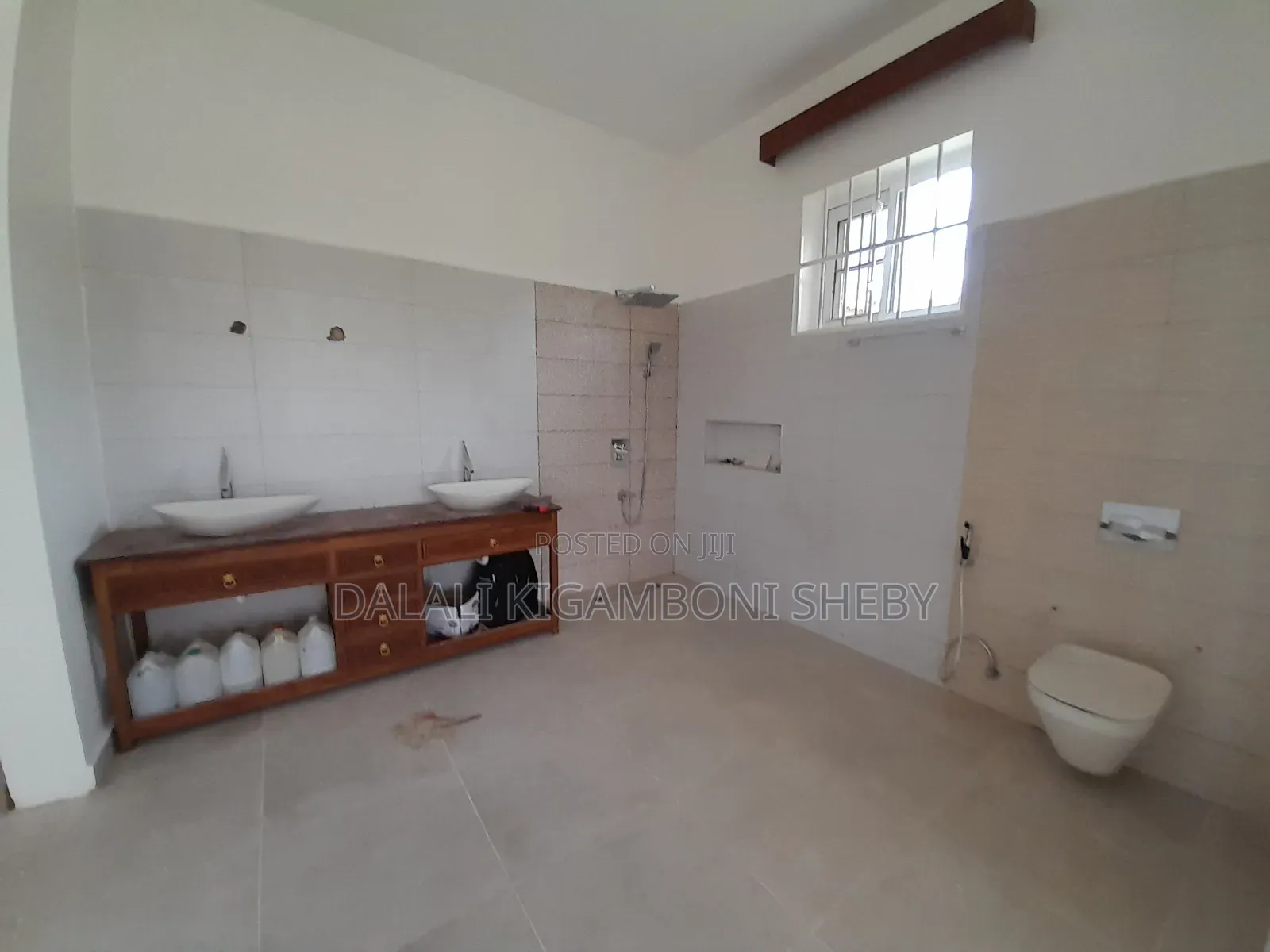 5bdrm House in Kisarawe 2️⃣, Kigamboni for sale