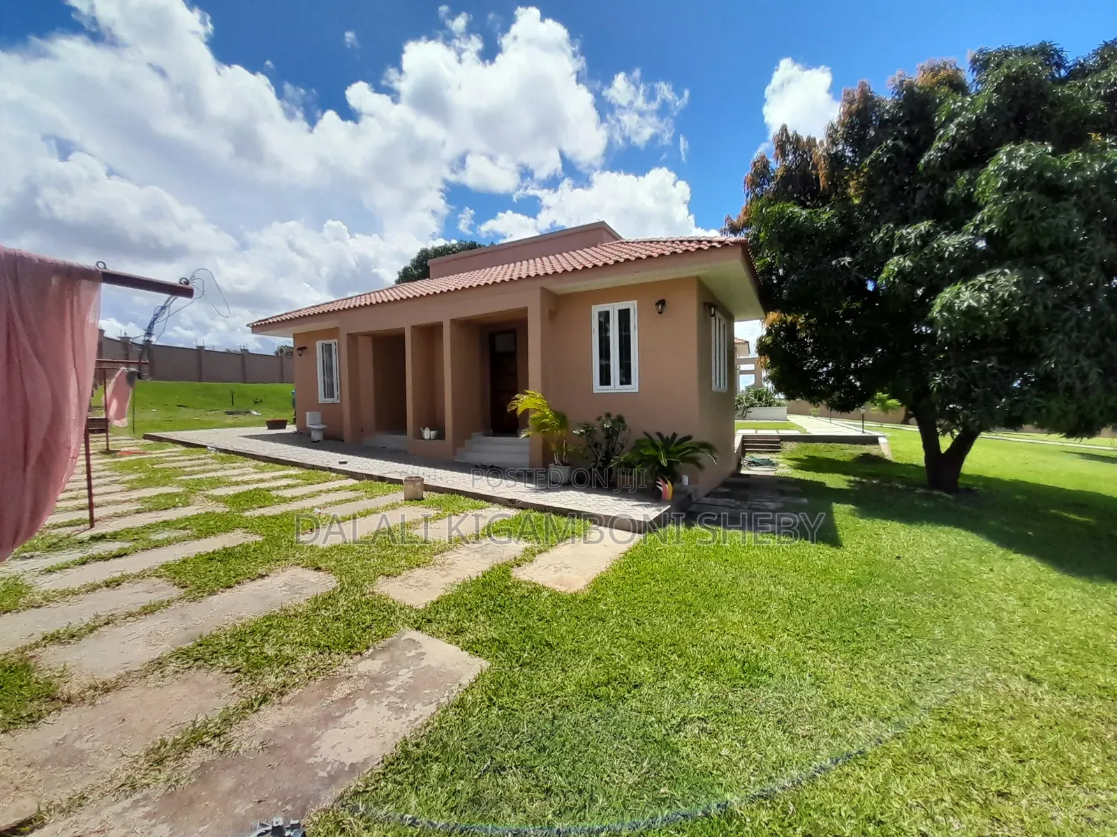 5bdrm House in Kisarawe 2️⃣, Kigamboni for sale