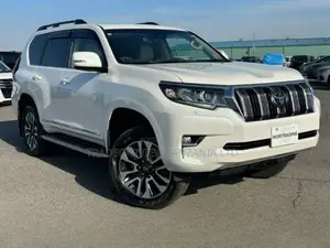 Toyota Land Cruiser Prado 2.8 2022 Pearl