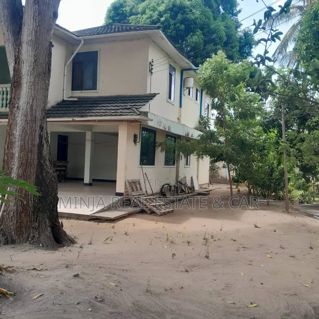 6bdrm House in Kigamboni for sale