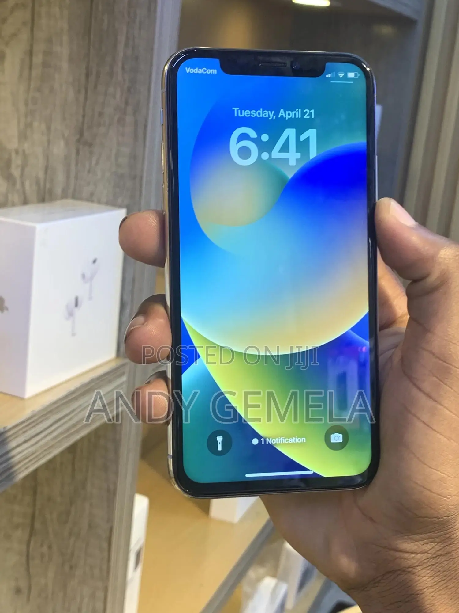Apple iPhone X 64 GB White