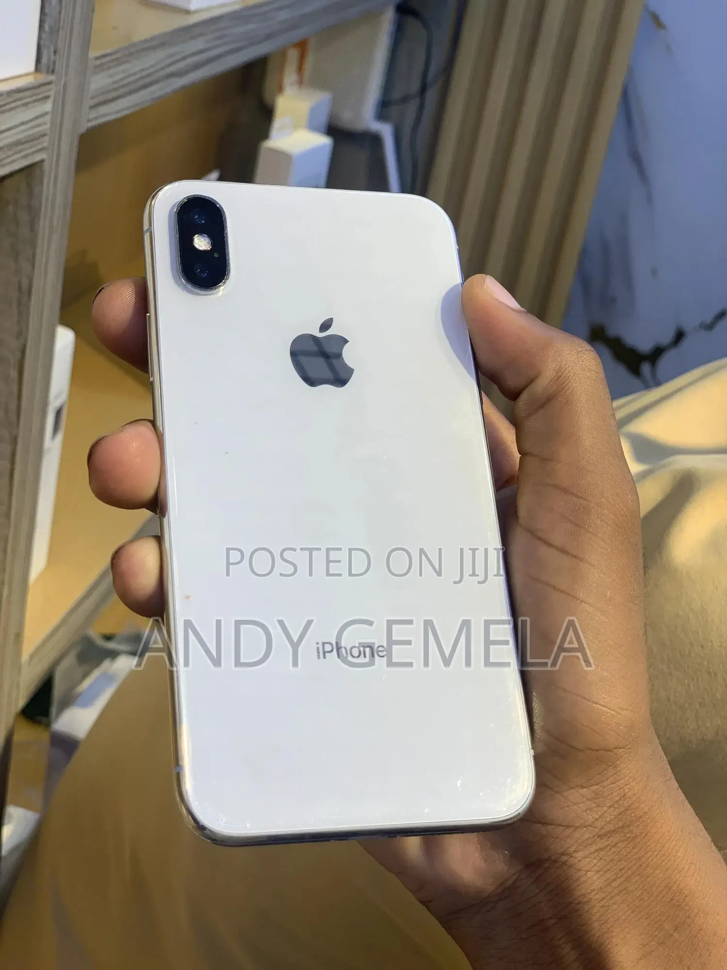 Apple iPhone X 64 GB White