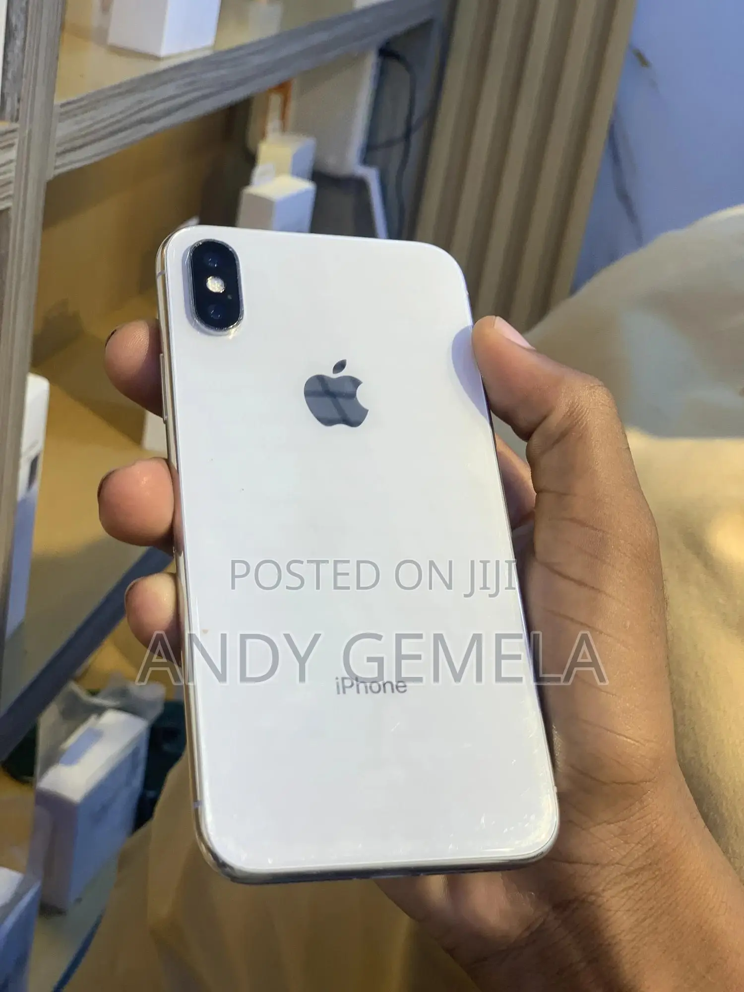 Apple iPhone X 64 GB White