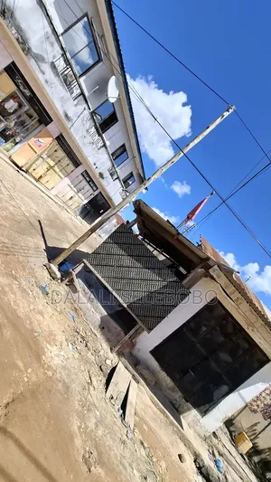 5bdrm Bungalow in Kinondoni Hananasif for sale