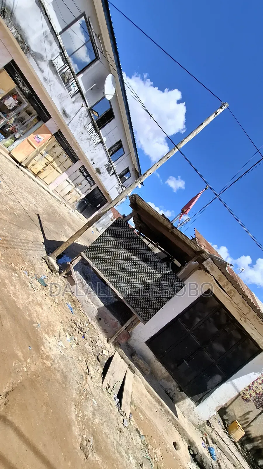 5bdrm Bungalow in Kinondoni Hananasif for sale