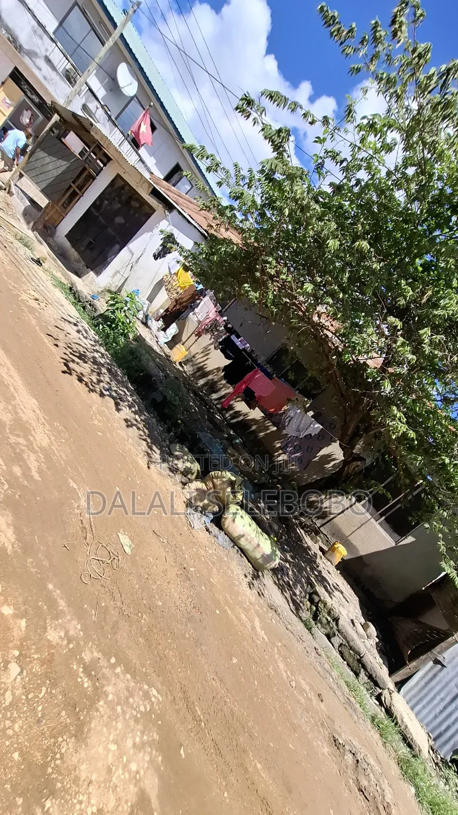 5bdrm Bungalow in Kinondoni Hananasif for sale