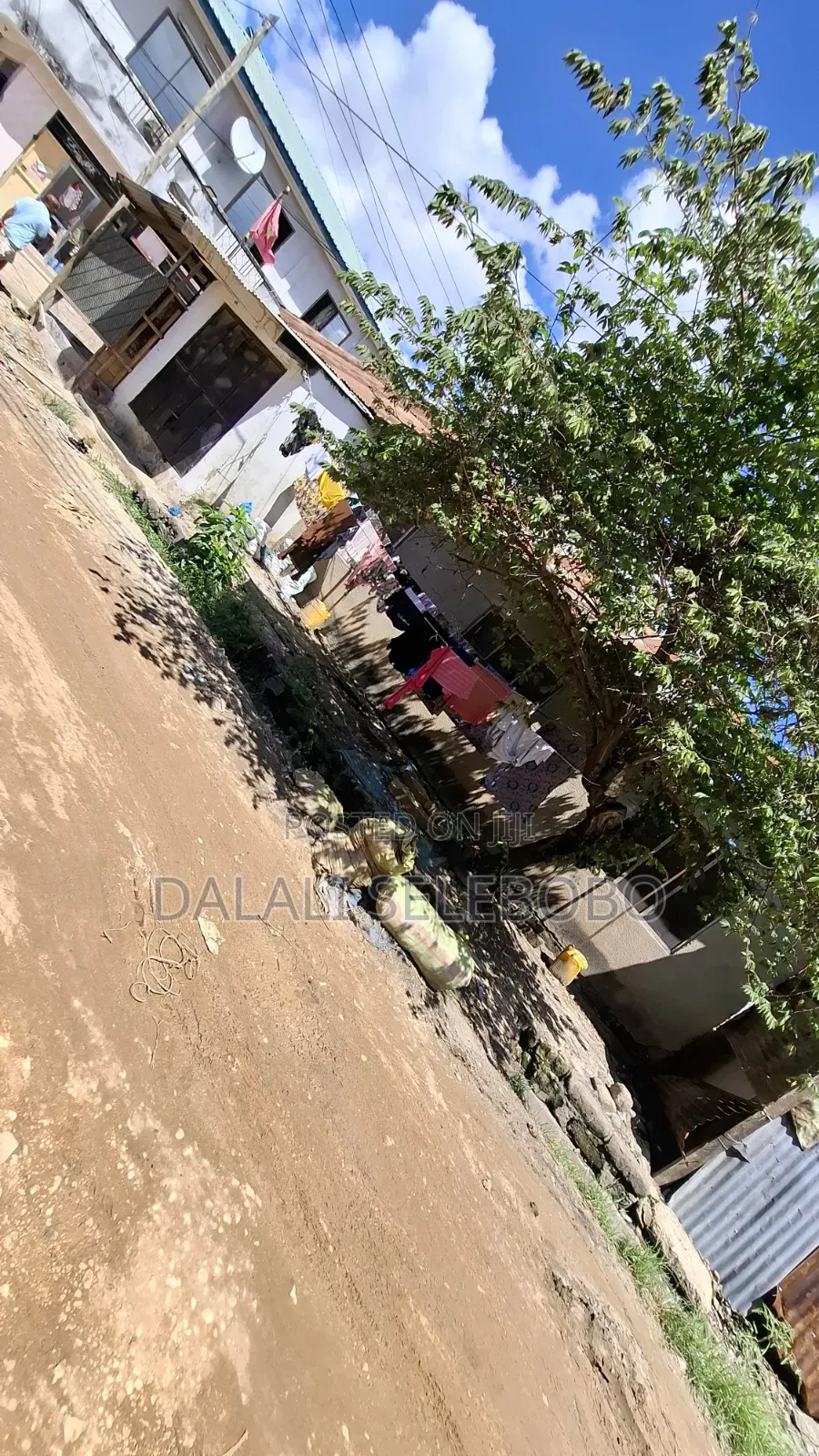 5bdrm Bungalow in Kinondoni Hananasif for sale