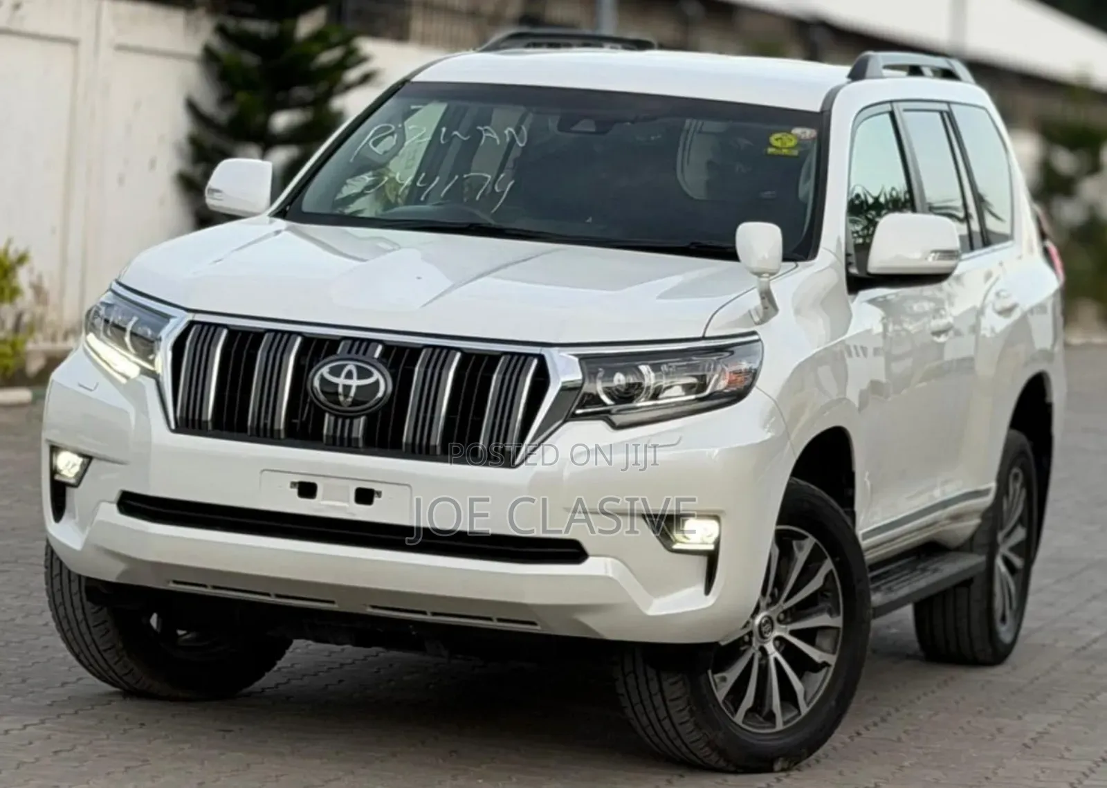Toyota Land Cruiser Prado 4.0 Petrol GX-R 2006 White