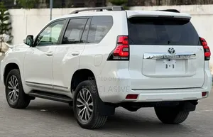Toyota Land Cruiser Prado 4.0 Petrol GX-R 2006 White