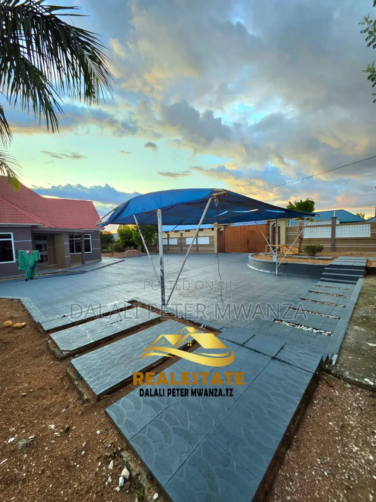 4bdrm House in Broker Peter, Mkolani for rent