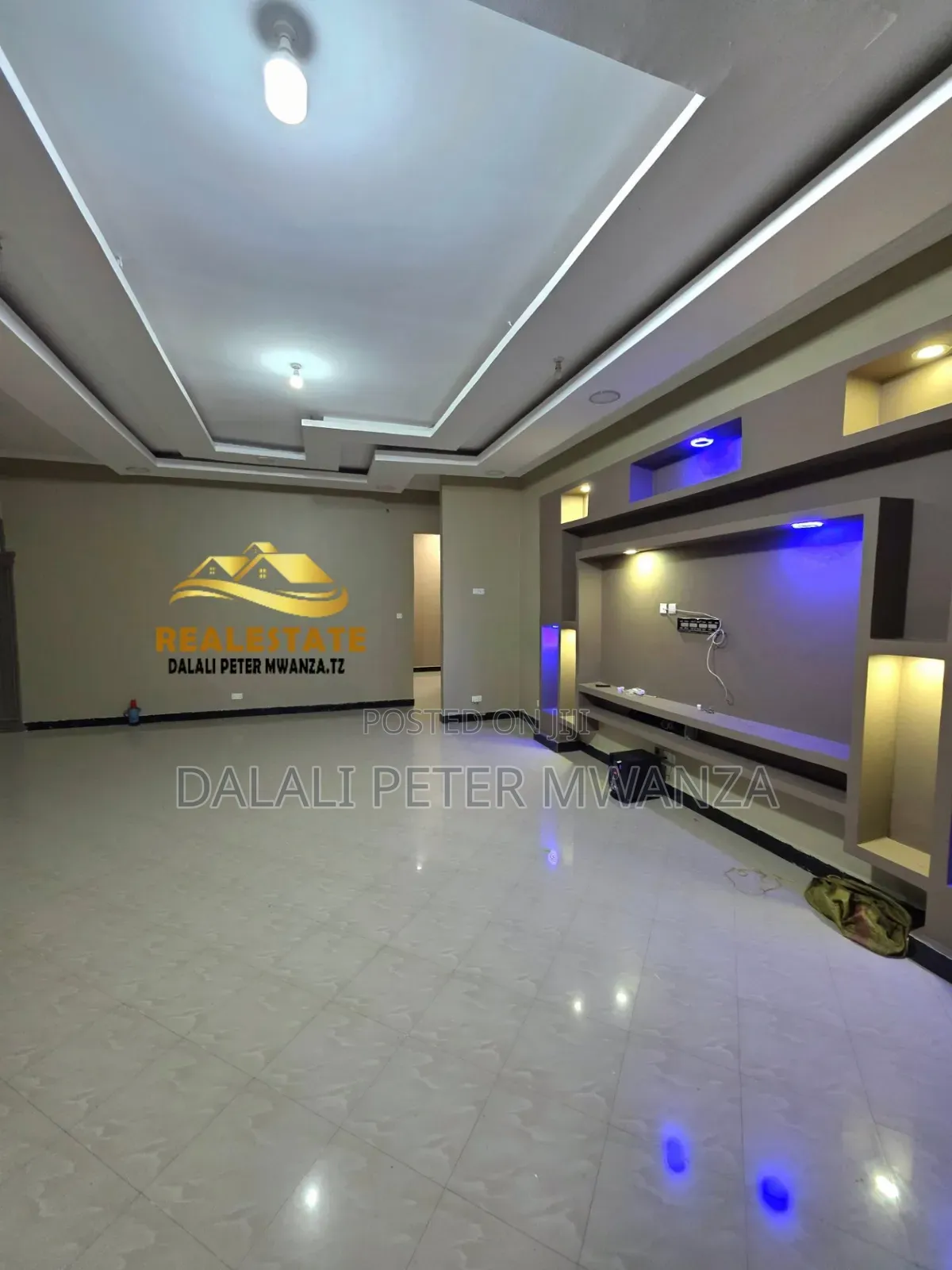 4bdrm House in Broker Peter, Mkolani for rent