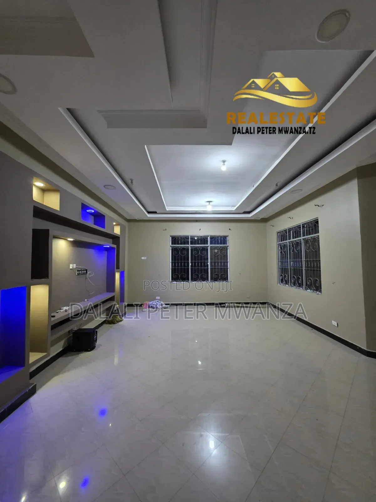 4bdrm House in Broker Peter, Mkolani for rent