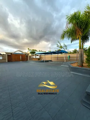 4bdrm House in Broker Peter, Mkolani for rent