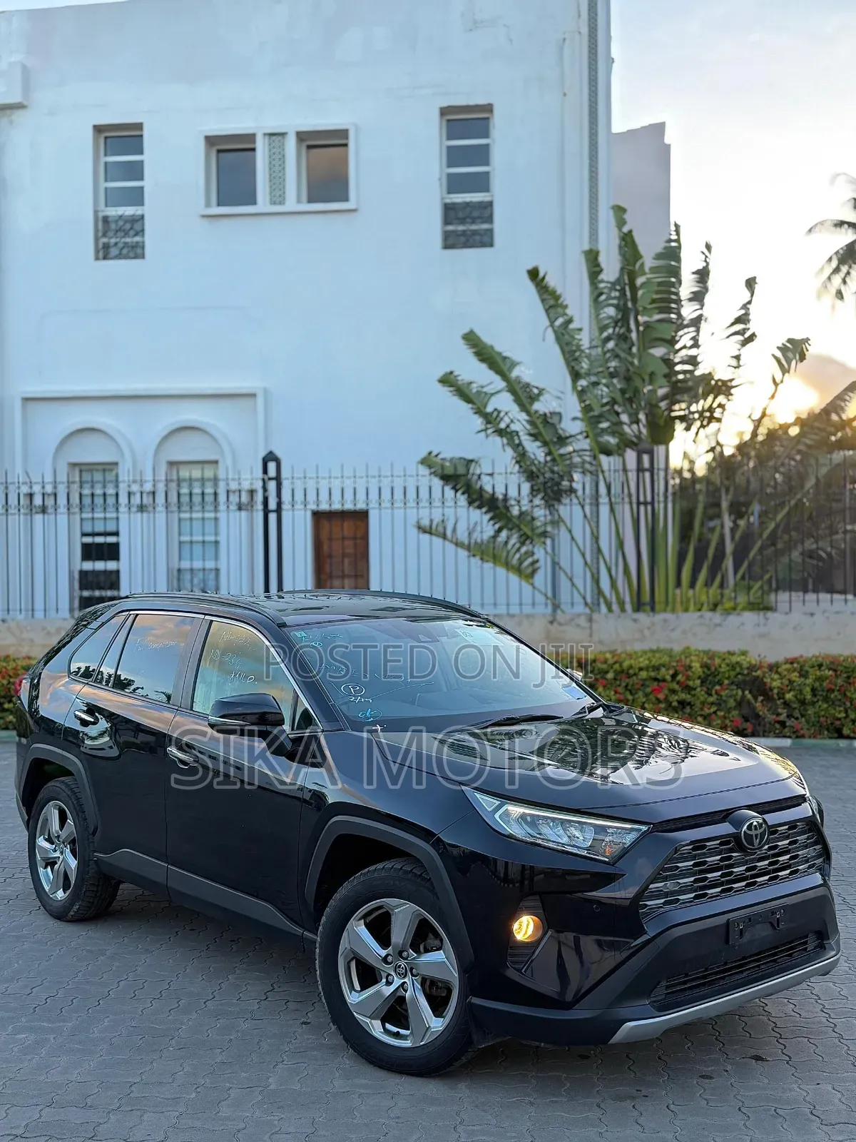 Toyota RAV4 Adventure AWD 2020 Black
