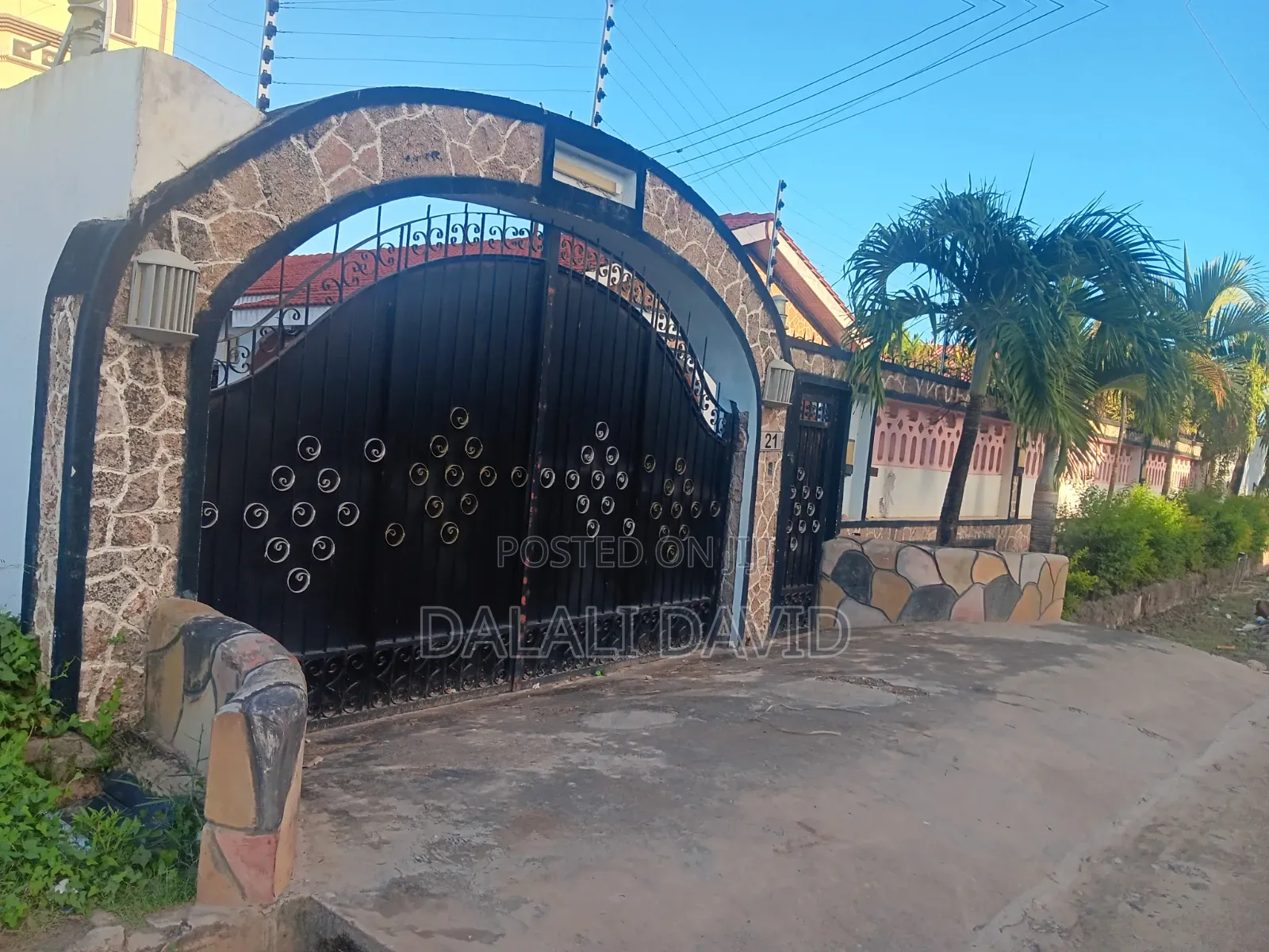 4bdrm House in Kinondoni Morocco for rent