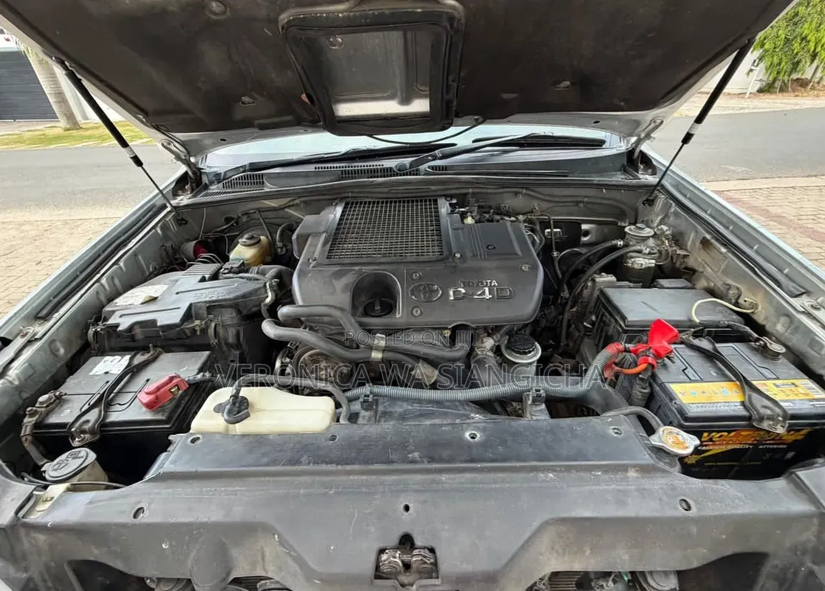 Toyota Land Cruiser Prado 2006 Silver
