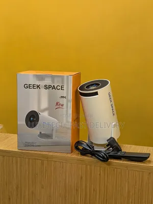 Geek Space Hy300 Portable Smart Projector