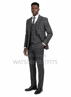 Men's Original and New Suits Black Smart Excellently Branded