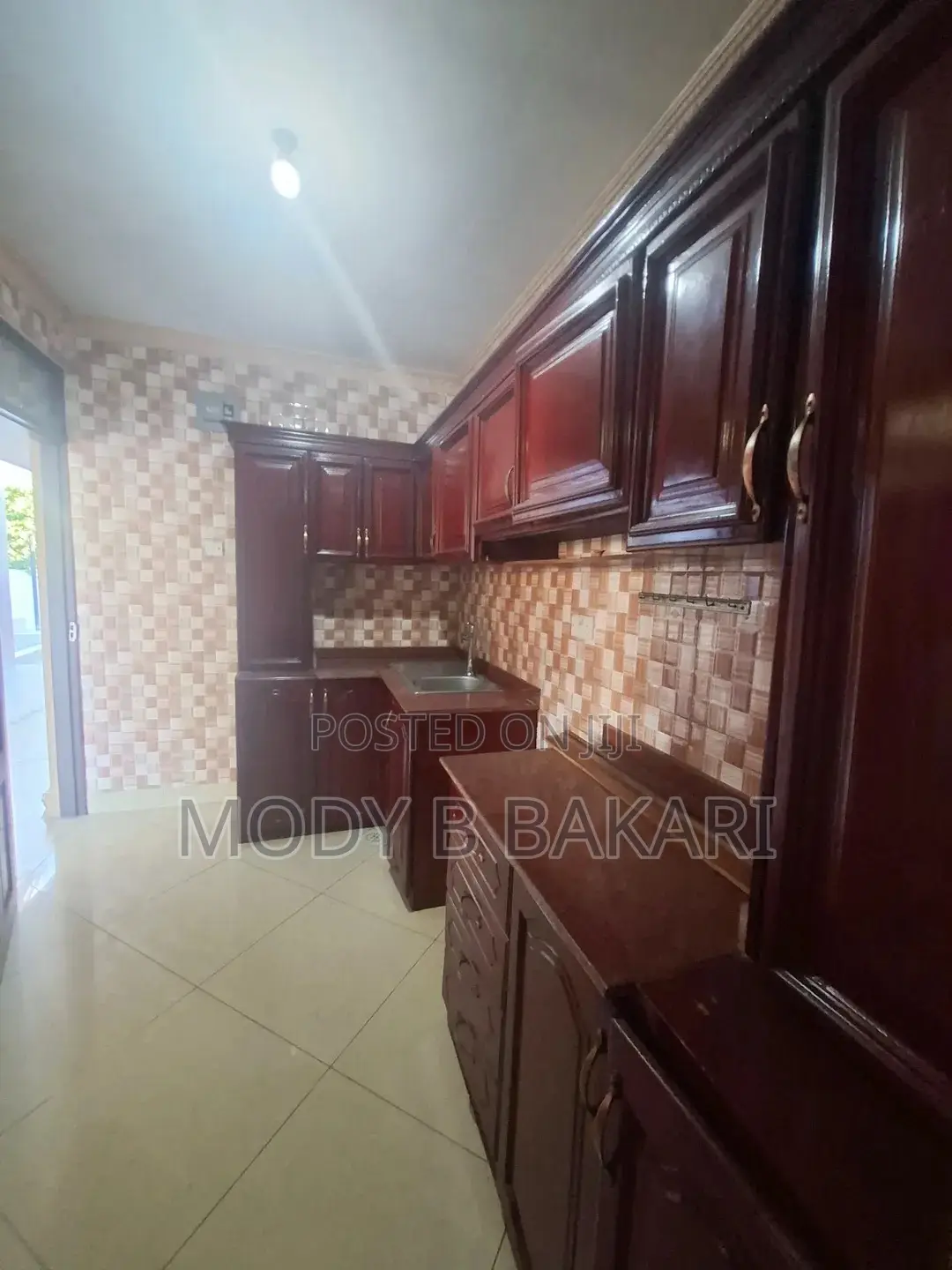 7bdrm House in Mikocheni for rent