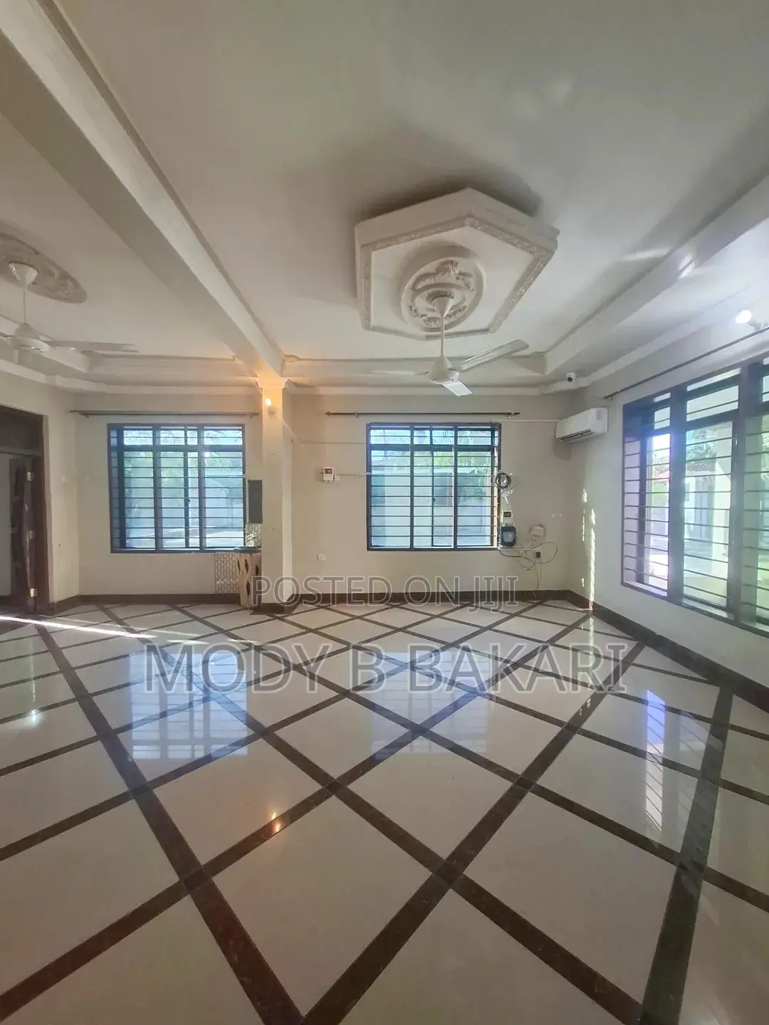 7bdrm House in Mikocheni for rent