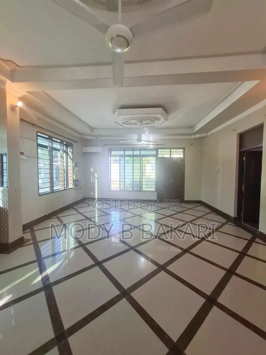 7bdrm House in Mikocheni for rent