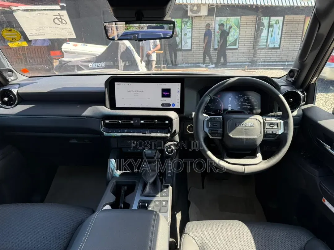 Toyota Land Cruiser Prado 2024 Gray