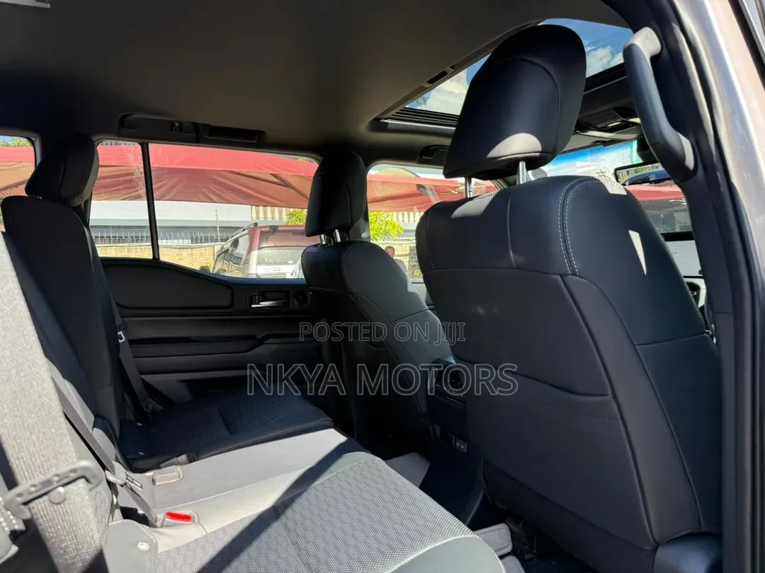 Toyota Land Cruiser Prado 2024 Gray