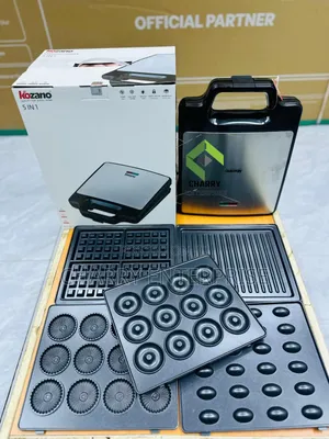 Kozano Sandwich Maker 5 in 1 for Sandwiches, Waffles and Donuts 1400w