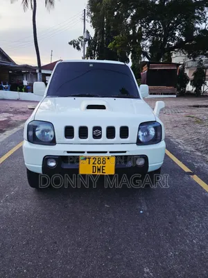 Suzuki Jimny 2000 White