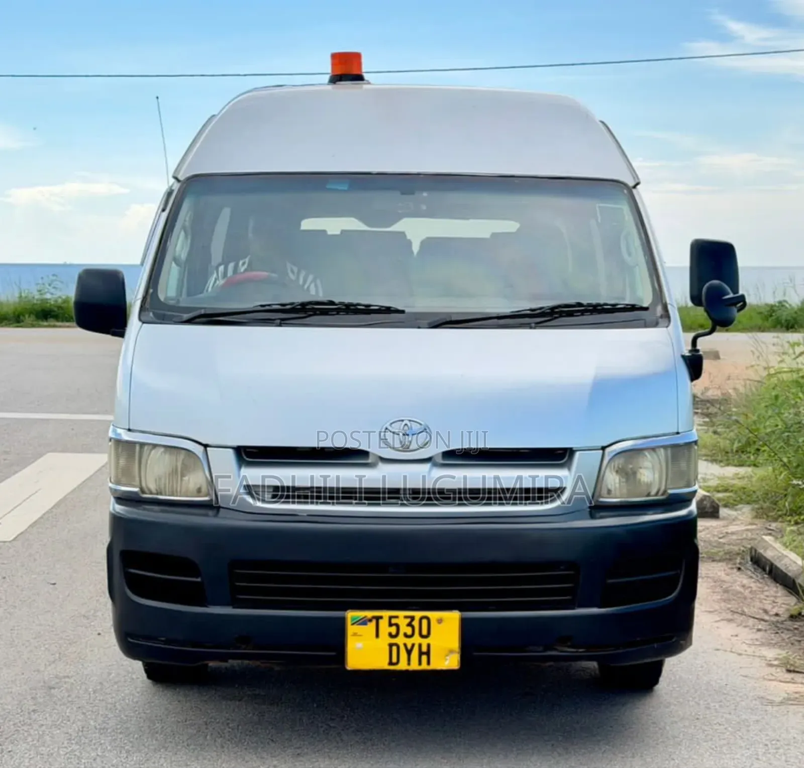 Toyota HiAce 2006 Silver