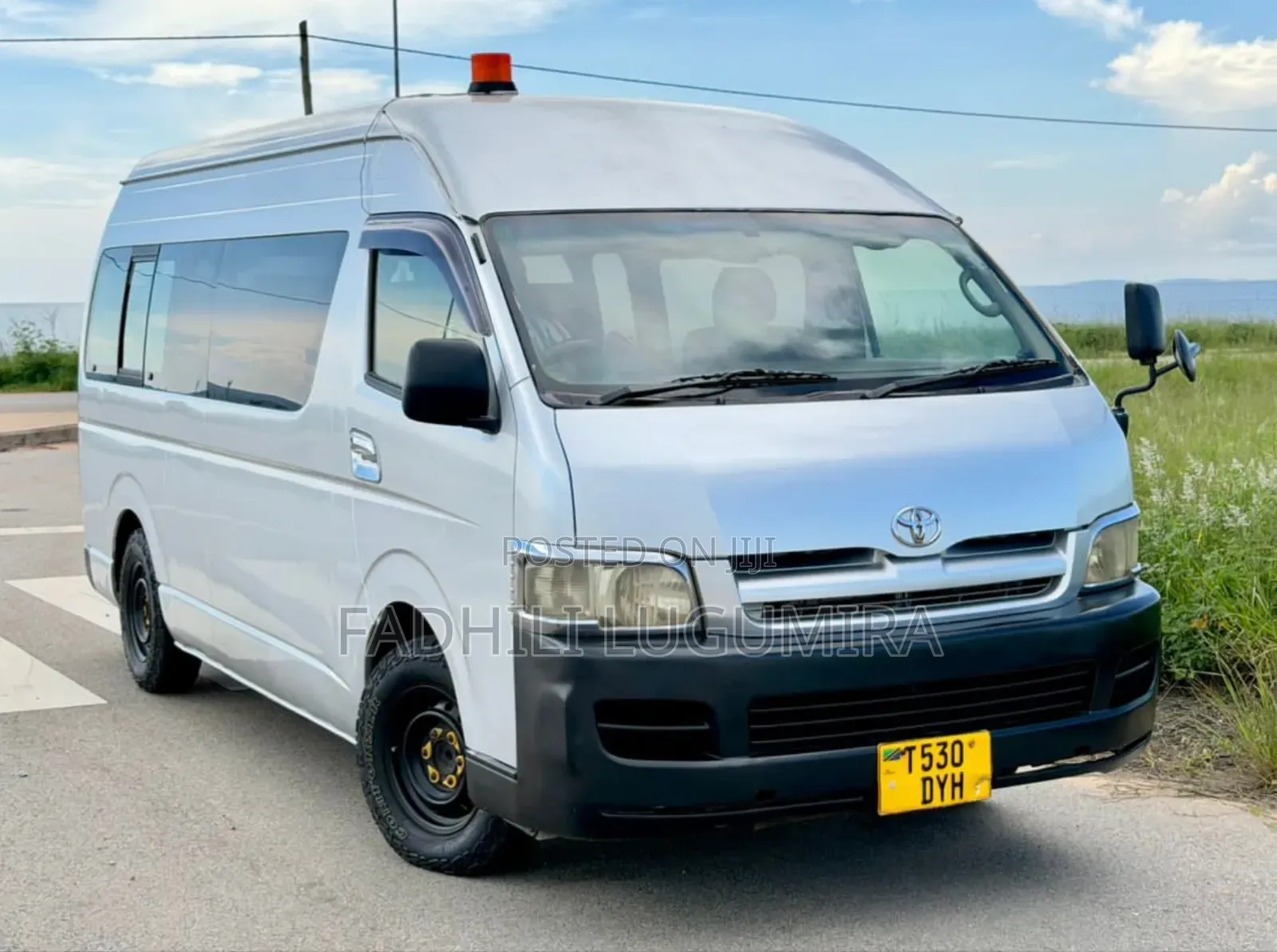 Toyota HiAce 2006 Silver